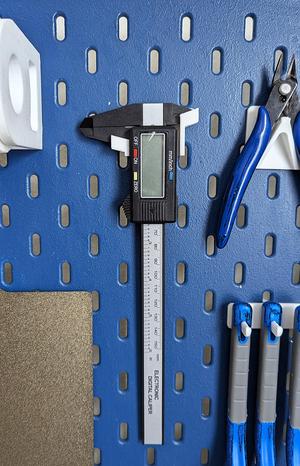 Skadis Caliper Holder