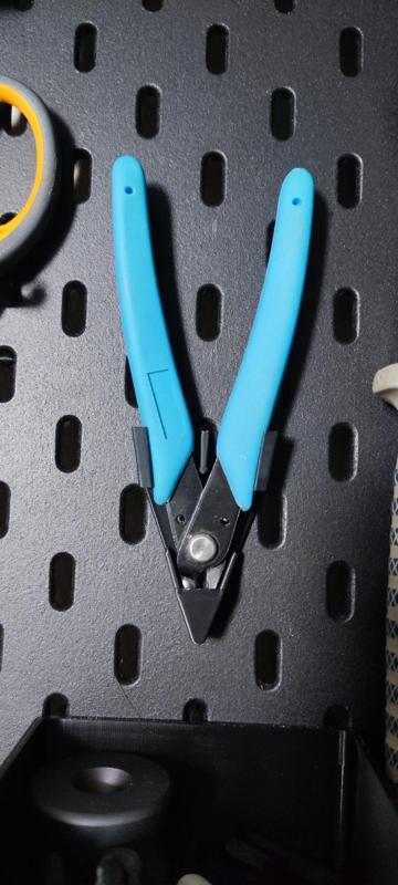 Skadis Clip Holder
