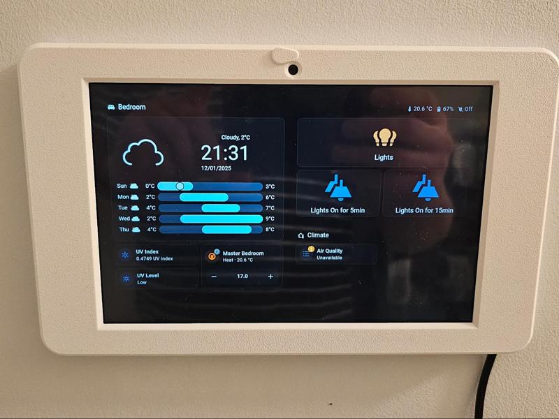 Amazon Fire HD 8 tablet (2024) wall mount