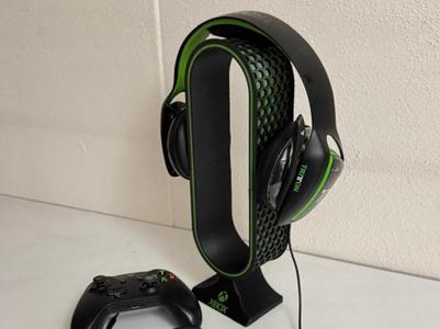 Xbox Honeycomb Headset Stand
