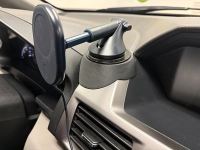 Base for car phone mount, molded to 2015 Odyssey