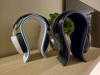Sleek Headphone Stand