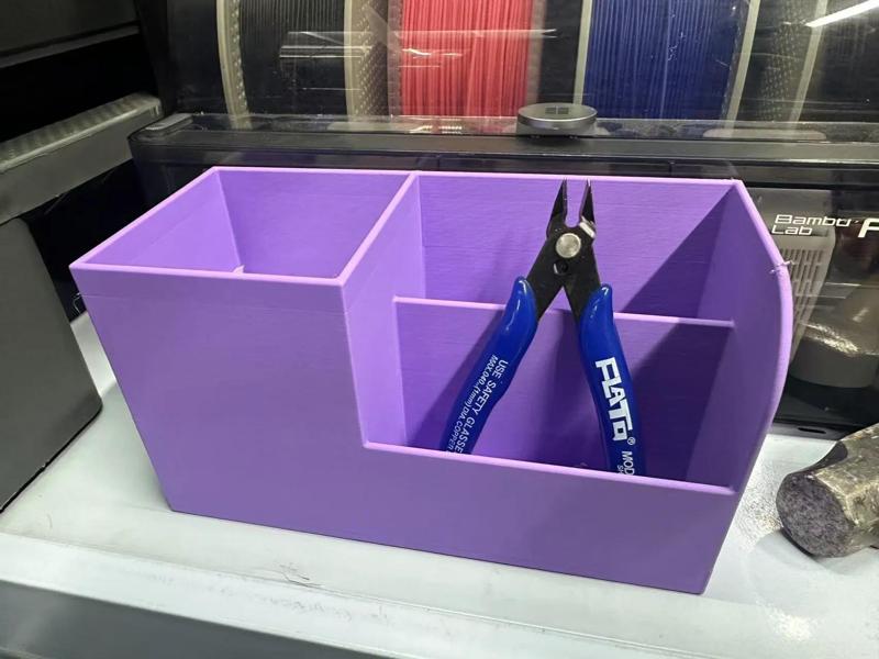 Pen holder
