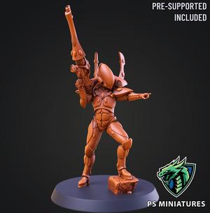 Space Elf Male Soldier Pose 2 - 8 Variants