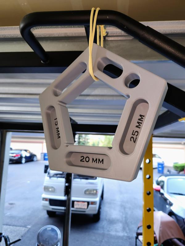 Portable Pentagonal Hangboard - Grip & Strength Training Tool