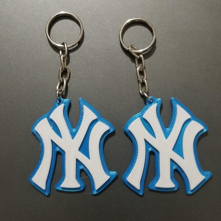 NY New York Yankees keychain