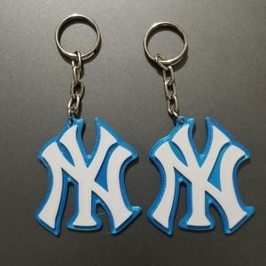 NY New York Yankees keychain