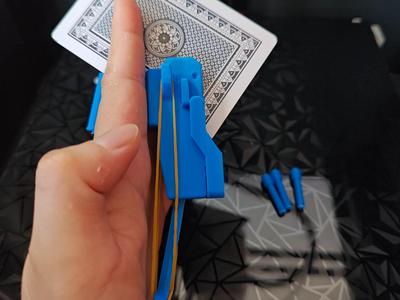 Card-Shooting Toy Launcher | Switchable Launch Modes