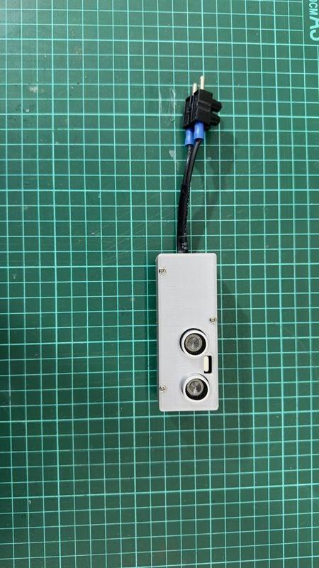 Object counter using ultrasonic HC-SR04 and ESP8266 wemos d1 mini with apple type +5v supply