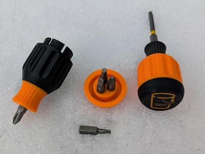 Stubby Magnetic Bit Driver Handle