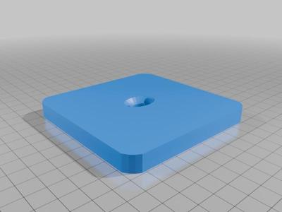 Three-bump handle extruder die