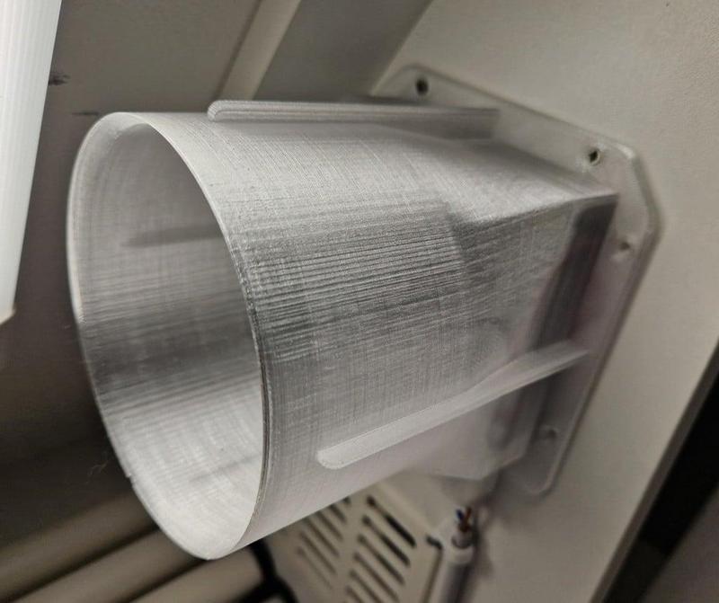 97 x 97 / Ø104 mm  Fan Adapter  /  Reduction