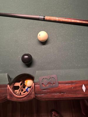 8-Ball marker for APA / pool games. Credit card sized to fit in your wallet