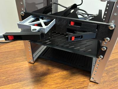 1U 10 inch rack panel for 4x2.5" drives