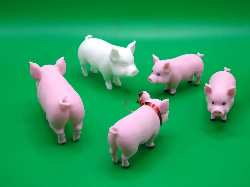 Pig miniature
