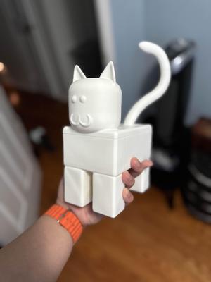 Roblox Classic Cat Figure/Container