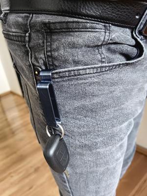 Belt clip