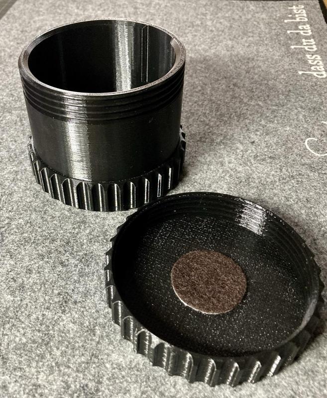 Stabiele Box mit Schraubdeckel - Durchmesser 36,5mm / Höhe 61mm