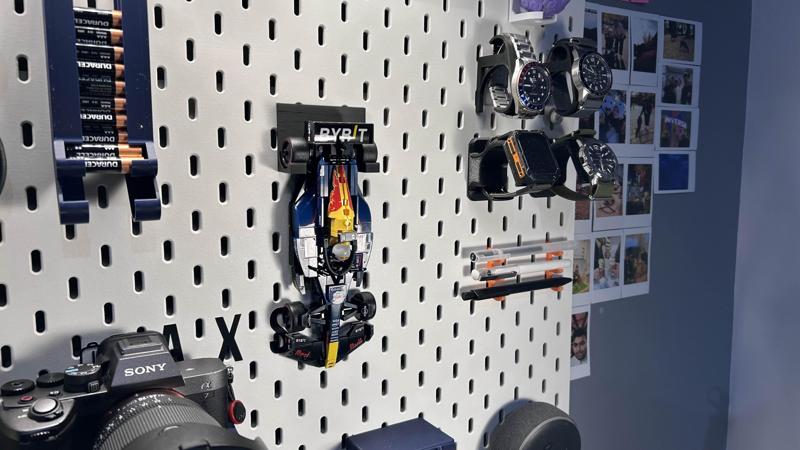 Skadis F1 Car Holder