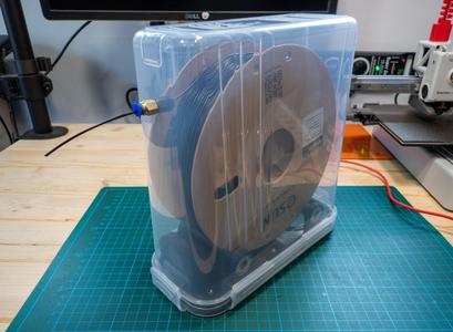 Yet another cereal container dry box system (fits small print beds)