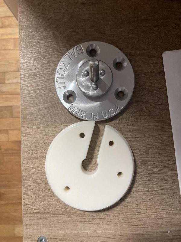 Riser for fishfinder Balzout round base mount
