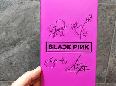 Black Pink signatures