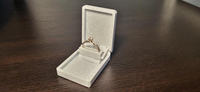 Collapsing Ring Box