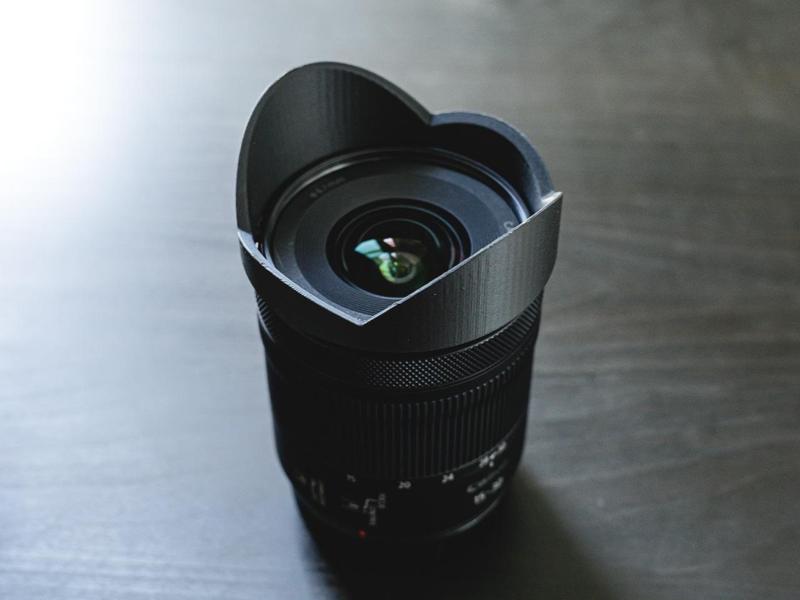 Canon RF 15-30mm F4.5-6.3 IS STM Lens Hood