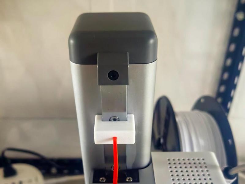 A1 mini Z-axis linear rail WD-40 lubrication assistant tool (lubrication assistant tools for other axes are under development)