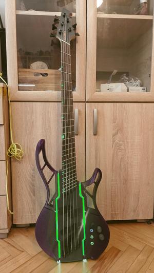 5 string multiscale bass