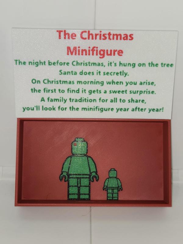 The Christmas Minifigure Complete