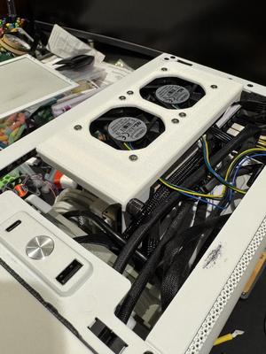 SSUPD Meshilicious - Dual 60mm Top Fan mount (3 slot GPU mode)