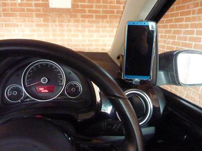 One-Handed Magnetic-Charging Car Phone-Holder