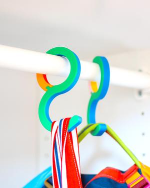 EZPZ Locking Coathanger Hook