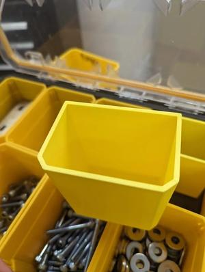 Dewalt Pro Organizer Half Bin   