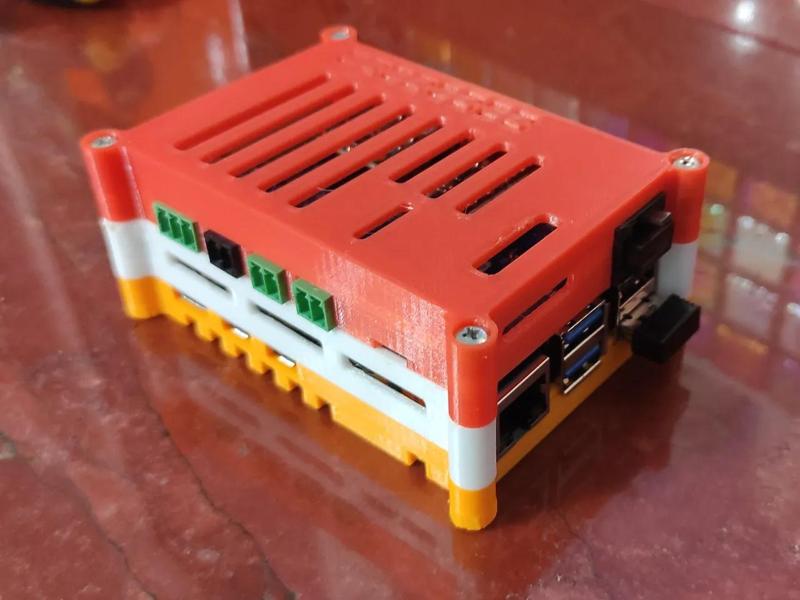 Case for Raspberry Pi 5 with MacArthur HAT   