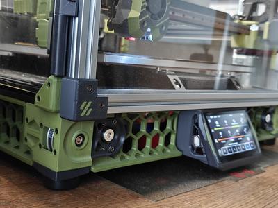 Clicky-Clack extrusion frame covers