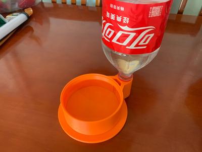 Dog and cat water dispenser, Pet water dispenser.