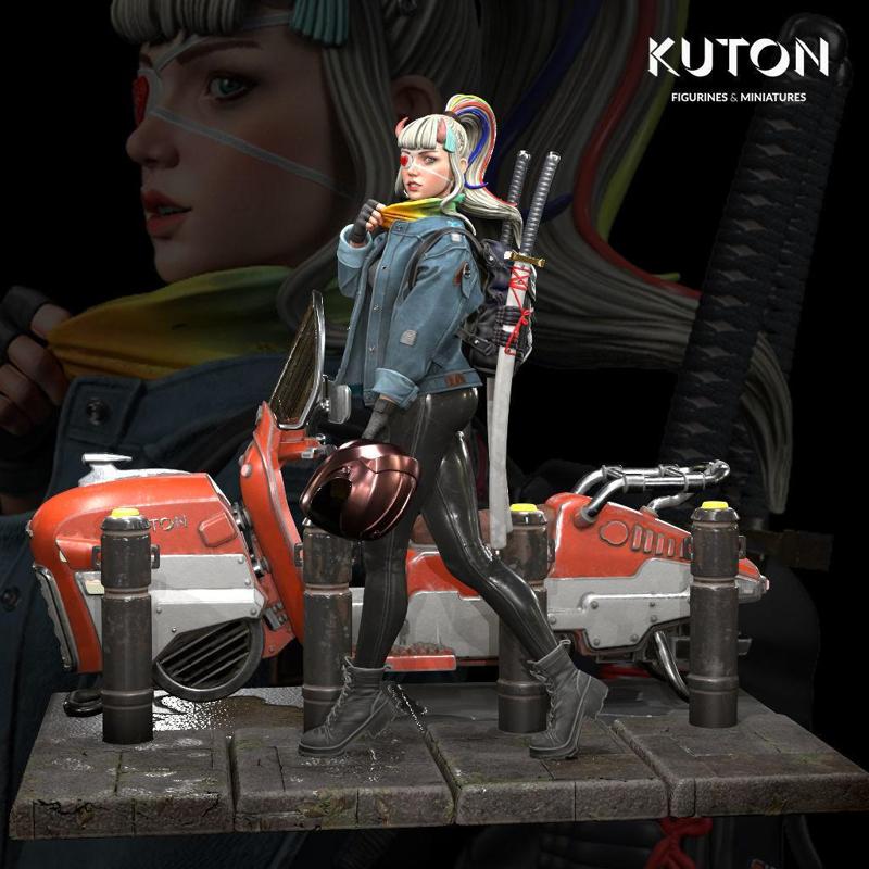 Kukii kuton figure with motorcycle