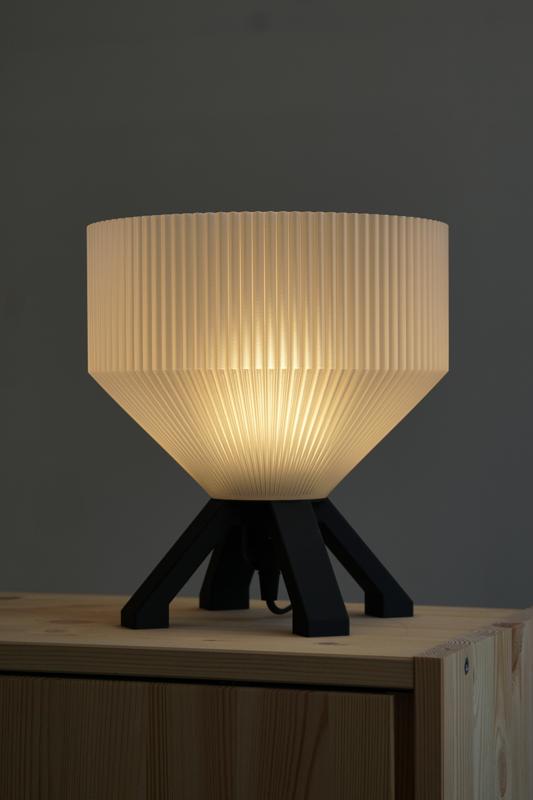 Airi Lamp - minimalistic Design Lamp for 250mm Printbed