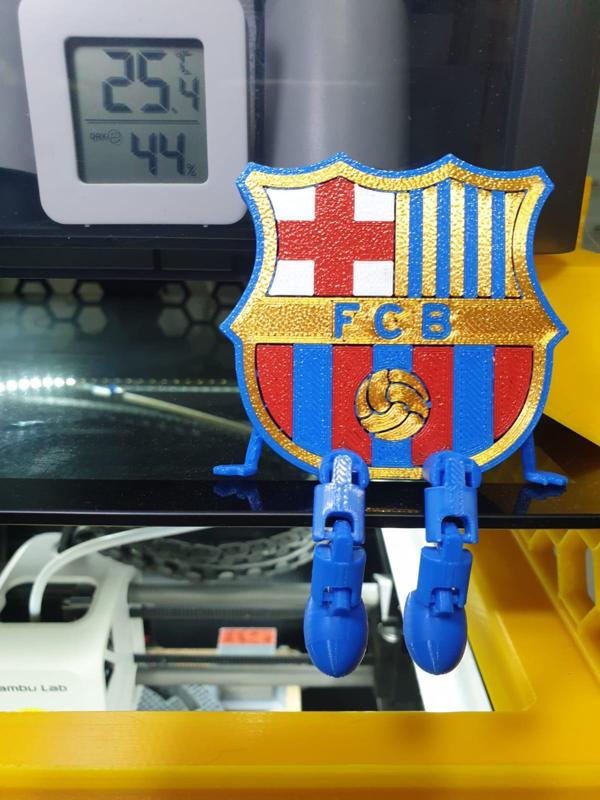 FC Barcelona shield with flexi legs