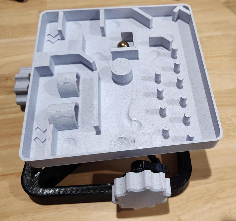 Snap-together marble maze +