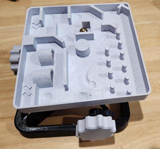 Snap-together marble maze +