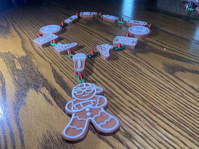 Gingerbread Man Holiday Chain