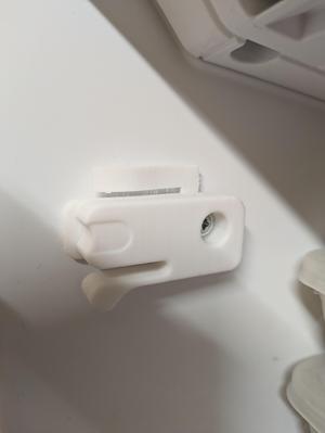Indesit Freezer Door catch