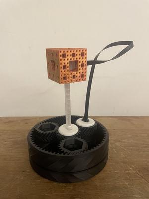 4pi Spin-½ Symmetry Demonstrator Anti-Twister Mechanism