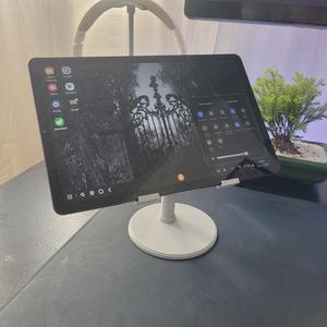 A minimalist tablet holder