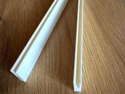Paper holder for smartphone document scan