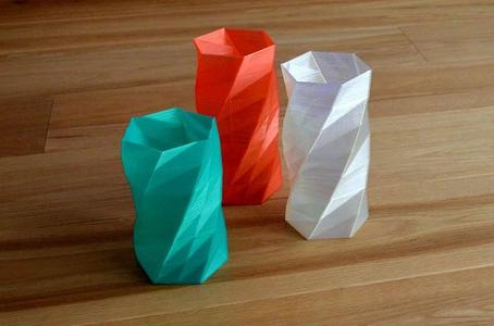 Twisted 6-sided Vase Basic