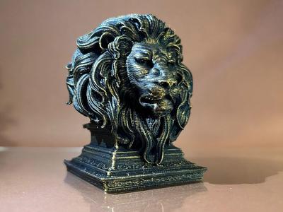 LION HEAD